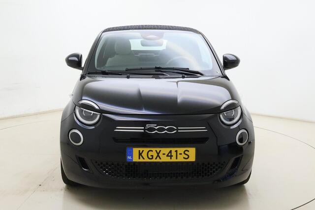 Fiat 500 1.0 Hybrid La Prima | DEMO| Cabrio | Cruise control | Climate control | Lichtmetalen velgen | 8 Jaar speciale garantie