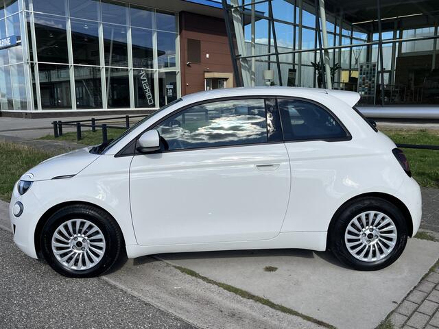 Fiat 500 Action 24 kWh / Bluetooth / Airco /