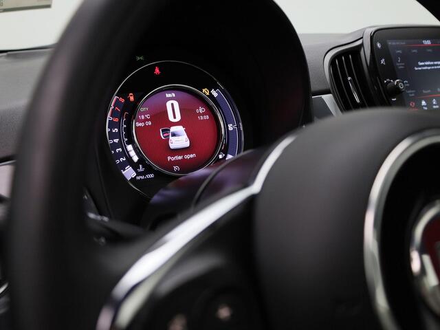 Fiat 500 1.0 Hybrid Dolcevita 69PK | Panoramadak | Digitale Cockpit | Parkeersensoren