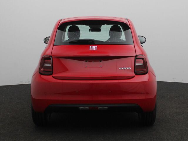 Fiat 500 1.0 Hybrid Torino Launch Edition | DEMO | Carplay | Climate Control | Parkeersensoren | 16" Velgen | Direct leverbaar!!