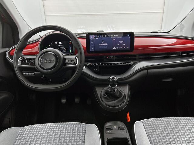 Fiat 500 1.0 Hybrid Torino Launch Edition | Climate Control | LMV 16" | Apple carplay/Android Auto | Parkeersensoren | AKTIEKORTING! | 2 + 6 Jaar Speciale Garantie! |
