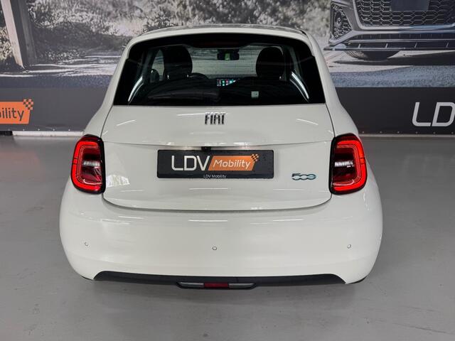 Fiat 500 RED / Camera / Apple Carplay / All-season banden / 12252 km. – foto 9