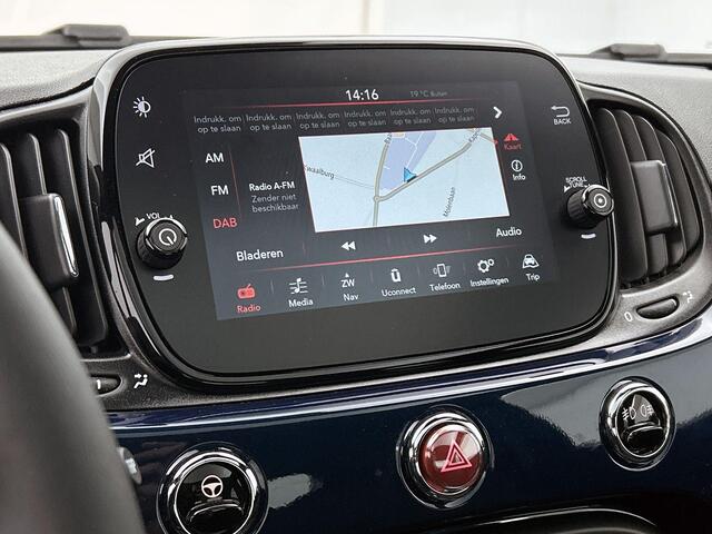 Fiat 500 1.0 Hybrid Dolcevita | Panoramadak | Parkeersensoren | Climate control