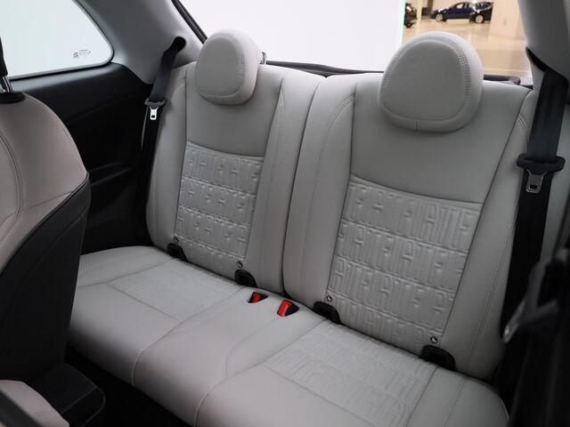 Fiat 500 500e 42 kWh La Prima | Lederen bekleding | Parkeer camera | Navigatie