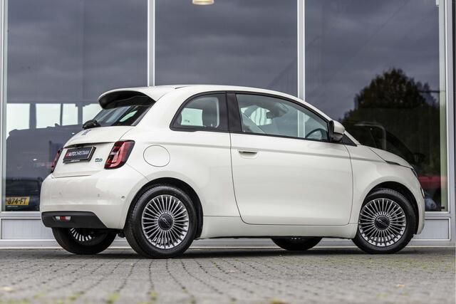 Fiat 500 RED 42 kWh | Camera | Carplay | Stoelverw.