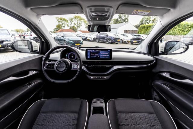 Fiat 500 RED 42 kWh | Camera | Carplay | Stoelverw.