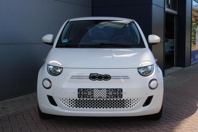 Fiat 500 Icon 42 kWh STOELVERWARMING-PARKEERHULP VOOR/ACHTER-CAMERA