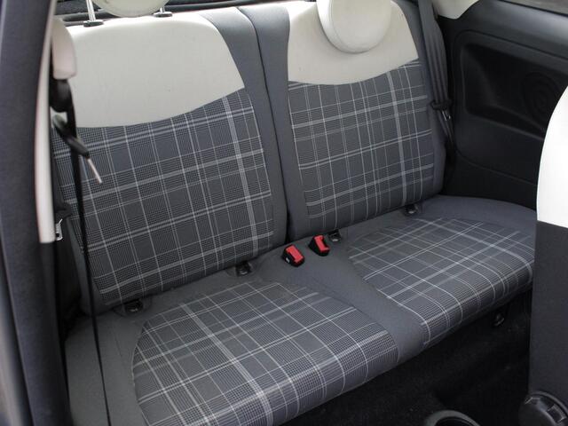 Fiat 500 1.2 Lounge Automaat | Carplay / Android auto | Airco | Cruise | Park sens
