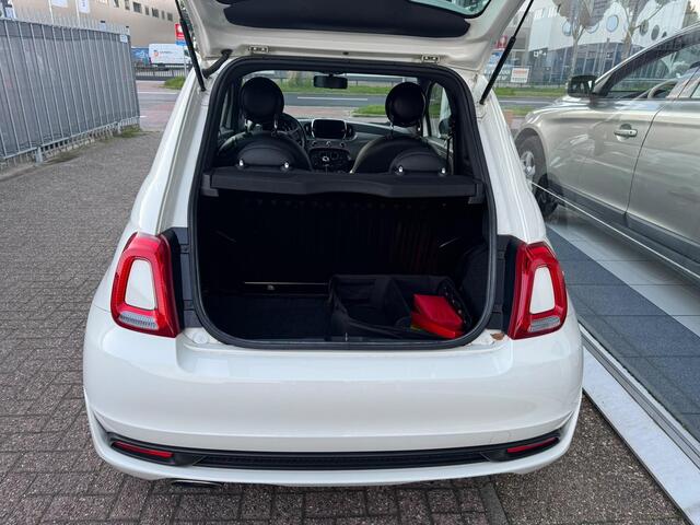Fiat 500 1.2 Lounge | Airco | Elektrische ramen | Lederen bekleding | Cruise control | Navigatie | APK tot 18-07-2027 |