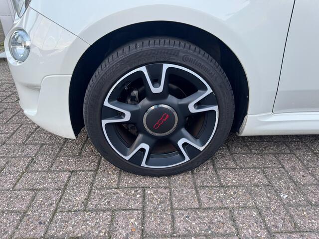 Fiat 500 1.2 Lounge | Airco | Elektrische ramen | Lederen bekleding | Cruise control | Navigatie | APK tot 18-07-2027 |