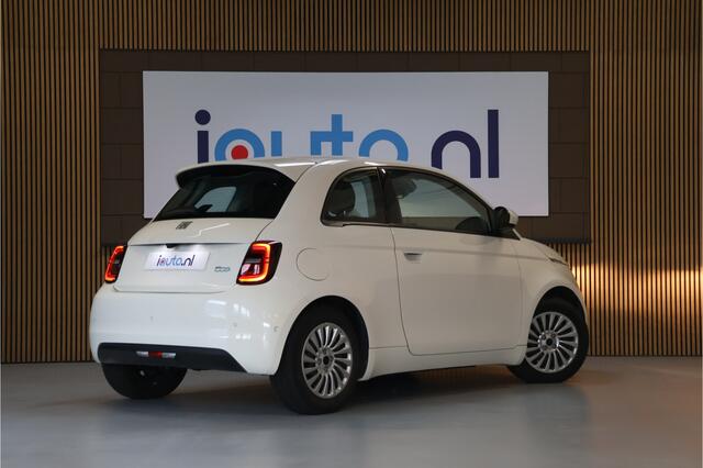 Fiat 500 Urban 42 kWh Keyless/Stoelverw/CarPlay/Camera/15" – foto 2