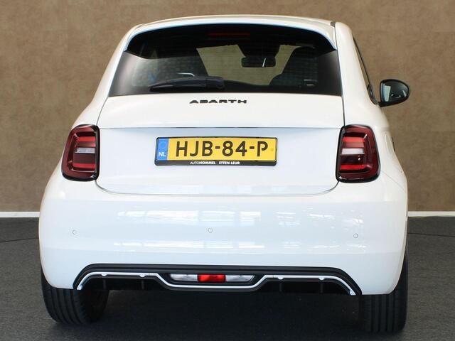 Fiat 500 ABARTH 42 kWh - ORIGINEEL NEDERLANDSE AUTO - APPLE CARPLAY/ANDROID AUTO - CRUISE CONTROL - KEYLESS START - SPORTSTUUR - NAVIGATIESYSTEEM FULLMAP - LED KOPLAMPEN