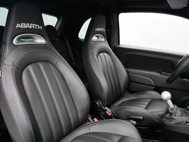 Fiat 500 ABARTH 1.4 T-Jet 165pk Turismo 70th Anniversary Panoramadak / Leder / U-Connect / Navigatie / Xenon