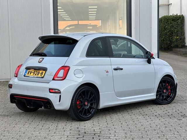 Fiat 500 ABARTH 1.4 T-Jet 180pk Competizione | NL-auto/Pano-schuifdak/17-inch/Navigatie/Bi-Xenon
