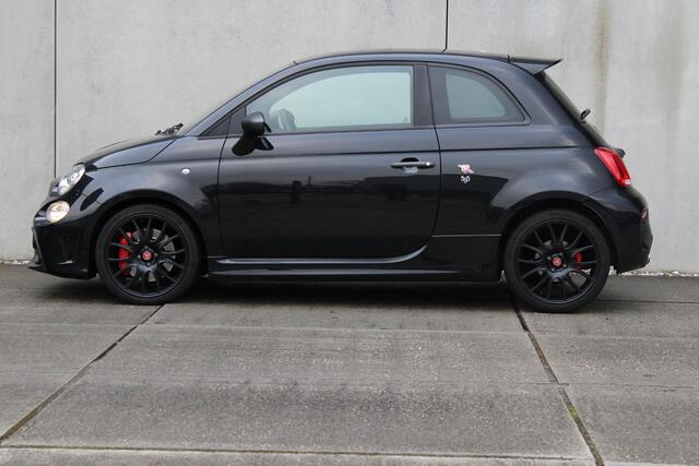 Fiat 500 ABARTH 1.4 T-Jet Competizione 70th Anniversary / AUTOMAAT / DEALERONDERHOUDEN / BREMBO / XENON