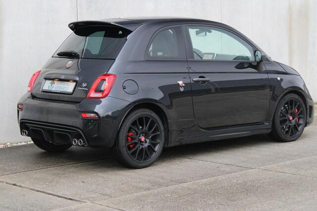 Fiat 500 ABARTH 1.4 T-Jet Competizione 70th Anniversary / AUTOMAAT / DEALERONDERHOUDEN / BREMBO / XENON