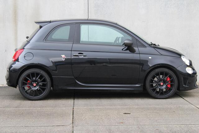 Fiat 500 ABARTH 1.4 T-Jet Competizione 70th Anniversary / AUTOMAAT / DEALERONDERHOUDEN / BREMBO / XENON