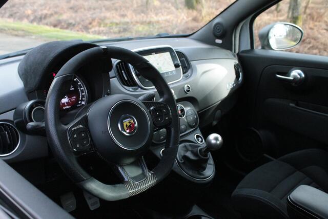 Fiat 500 ABARTH 1.4 T-Jet Competizione | Sabelt | Beats Audio