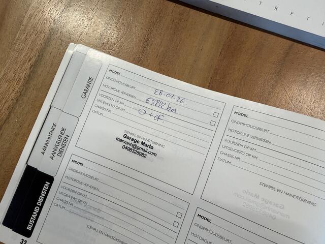 Fiat 500 ABARTH 1.4 T-Jet 595 *1e Eigenaar* Panoramadak / Apple Carplay / Digital Cockpit / 146 PK! / Airco / 16"LMV