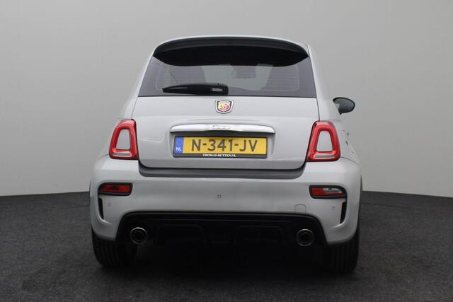Fiat 500 ABARTH 1.4 T-Jet 595 2019 | Goed Onderhouden | Navigatie | Xenon | Stuurwiel Bediening | DAB Radio | Elektrische Ramen | Lichtmetalen Velgen | 2 Sleutels