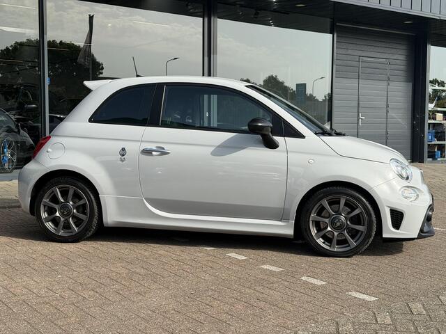 Fiat 500 ABARTH 1.4 T-Jet Turismo 595 PISTA | 70 ANNIVERSARY | NARDO GREY | NAVIGATIE | APPLE/ANDROID CARPLAY | LED | AIRCO | PARKEER SENSOREN