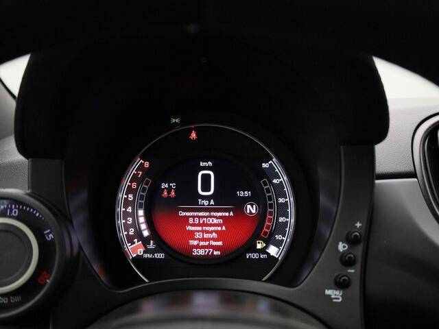 Fiat 500 ABARTH 1.4 T-Jet Competizione | Automaat | SABELT Sportstoelen | Apple Carplay/Android Auto | Parkeersensoren | Climate Control |