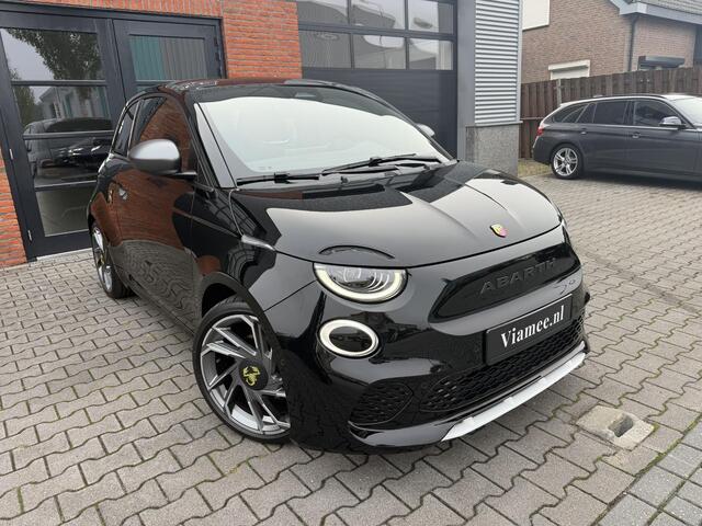 Fiat 500 ABARTH Scorpionissima 42 kWh | Pano | VOL OPTIES