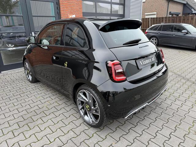 Fiat 500 ABARTH Scorpionissima 42 kWh | Pano | VOL OPTIES