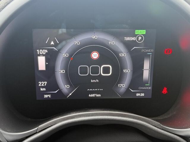 Fiat 500 ABARTH Scorpionissima 42 kWh | Pano | VOL OPTIES