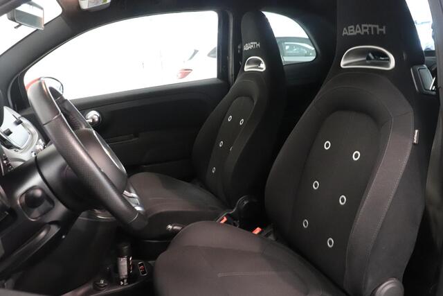 Fiat 500 ABARTH 1.4 T-Jet 595 Pista | Parkeersensor | Sportstoelen | AppleCarplay AndroidAuto navigatie | Bi-Xenon | Climate control |