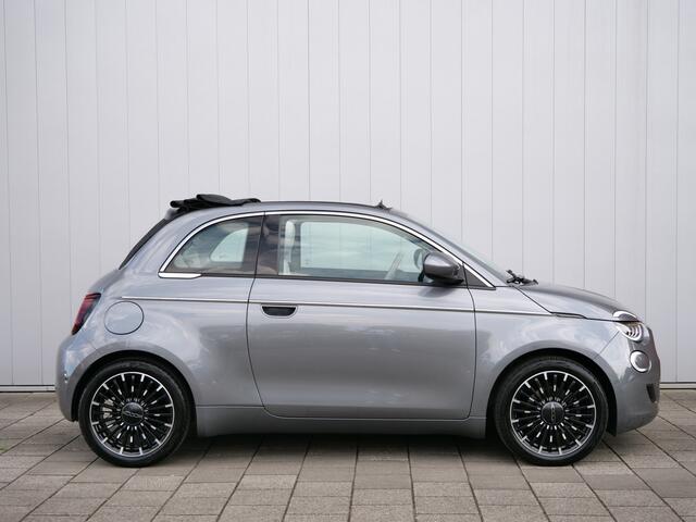Fiat 500C La Prima 42 kWh Stoelverwarming / Apple Carplay / Camera