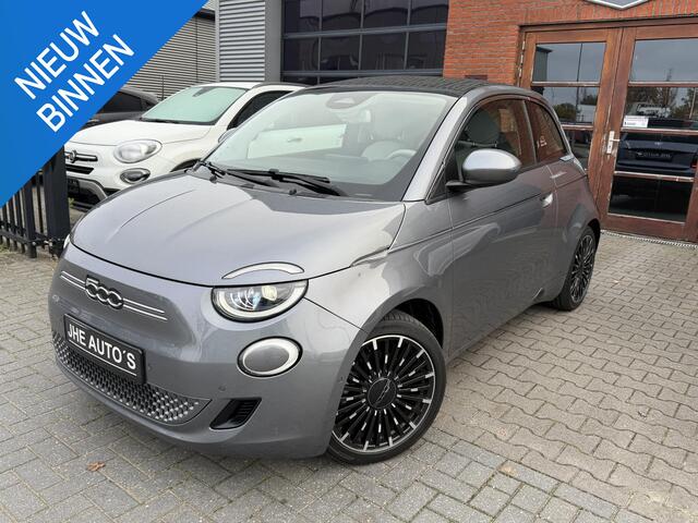Fiat 500C La Prima 42 kWh | Leer | Camera | Stoelverwarming | Carplay |