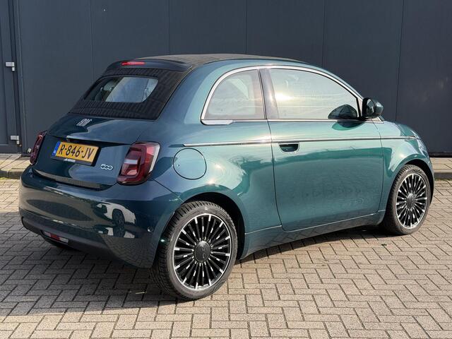 Fiat 500C La Prima 42 kWh Cabrio / Cruise Control / Apple Carplay / Achteruitrijcamera / All Season Banden / Navigatie /