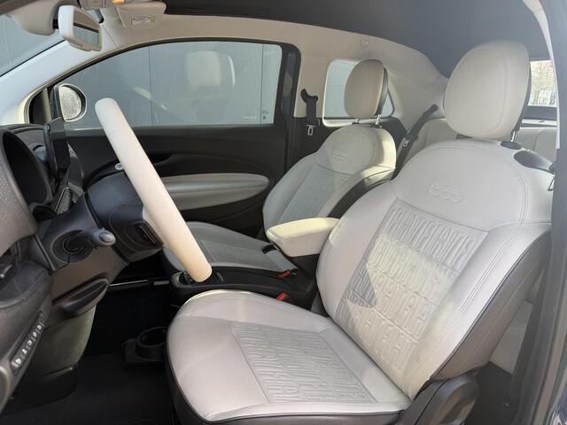 Fiat 500C La Prima 42 kWh Cabrio / Cruise Control / Apple Carplay / Achteruitrijcamera / All Season Banden / Navigatie /