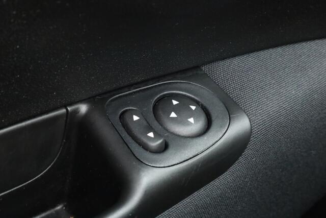 Fiat 500C 1.2 Lounge | Apple CarPlay & Android Aut0 | Clima | 16'' | Cruise Ctrl |