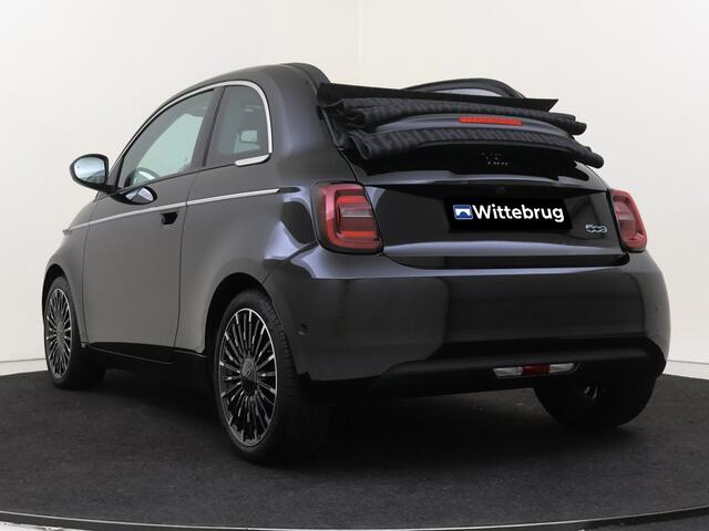 Fiat 500C La Prima 42 kWh FULL OPTIONS !!! Leder + stoelverwarming + JBL geluidsinstallatie