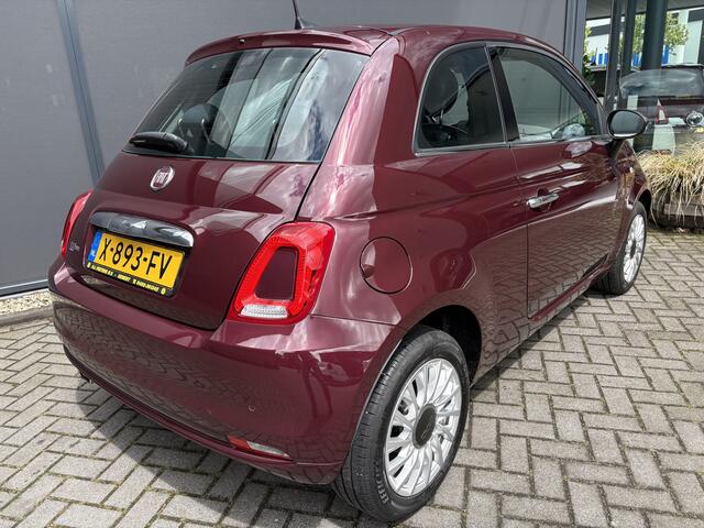Fiat 500C 1.2 lounge Airco - Apple carplay - Navigatie - Parkeersensoren achter - Licht metalen velgen 15 inch - Cruise control - Bluetooth - Radio - Start/stop systeem - Elektrische ramen