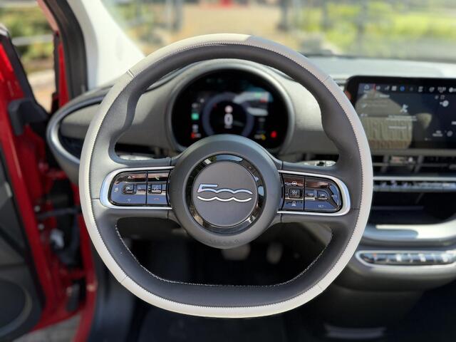 Fiat 500C La Prima 42 kWh | Blind Spot | Camera | CarPlay | BTW |