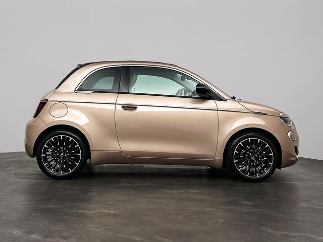 Fiat 500C 1.0 Hybrid La Prima | Cabrio | Camera | Navigatie | Sensoren voor&achter | Stoel&Stuur Verwarming | Apple Carplay&Android Auto | Adaptive Cruise Control | 2 + 6 jaar speciale garanite!