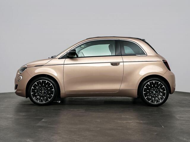 Fiat 500C 1.0 Hybrid La Prima | Cabrio | Camera | Navigatie | Sensoren voor&achter | Stoel&Stuur Verwarming | Apple Carplay&Android Auto | Adaptive Cruise Control | 2 + 6 jaar speciale garanite!
