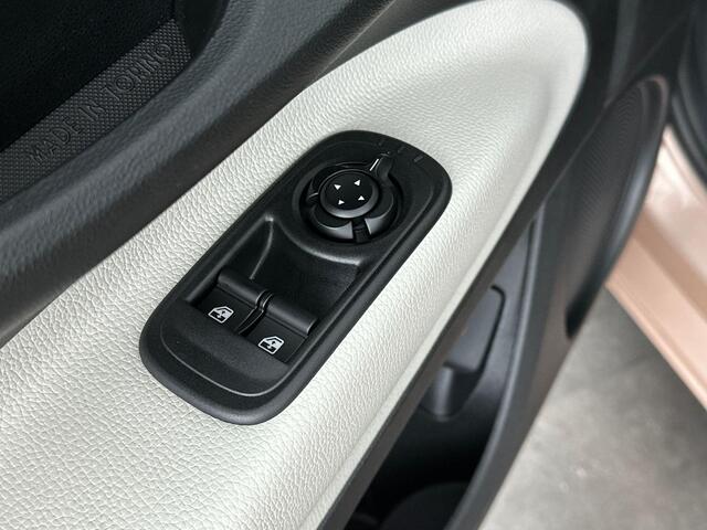 Fiat 500C 1.0 Hybrid La Prima | Cabrio | Camera | Navigatie | Sensoren voor&achter | Stoel&Stuur Verwarming | Apple Carplay&Android Auto | Adaptive Cruise Control | 2 + 6 jaar speciale garanite!