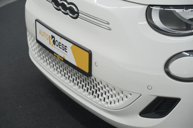 Fiat 500C Icon 42 kWh | 97,3% SOH | Convenience Pack | Camera | Dodehoekdetectie | Stoelverwarming