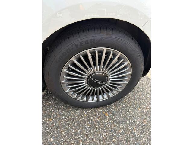 Fiat 500C 42 kWh