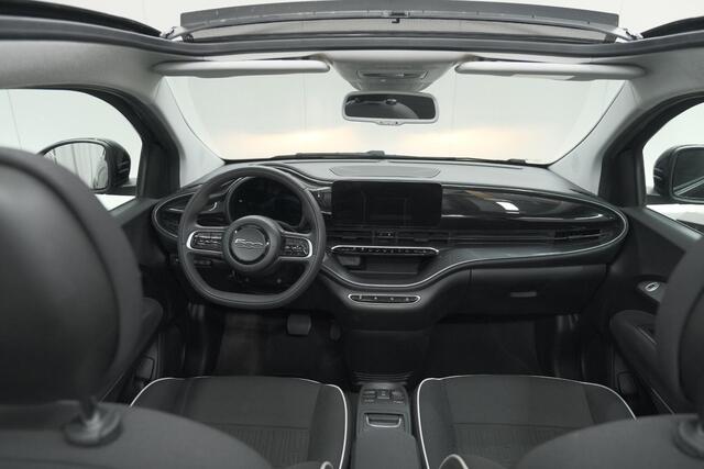 Fiat 500C Icon 42 kWh | 95,7% SOH | Convenience Pack | Camera | Dodehoekdetectie | Stoelverwarming
