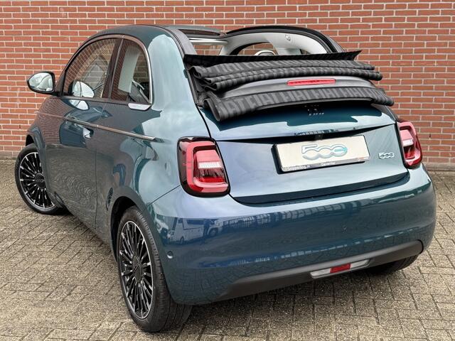 Fiat 500C La Prima 42 kWh CABRIO ADAPT-CRUISE CAMERA STOELVW LMV CARPLAY PDC LED