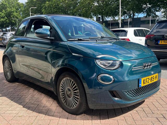Fiat 500C RED 42 kWh 118PK SOH 93,3% | Stoelverwarming | Cruise Control | Navigatie | Carplay |