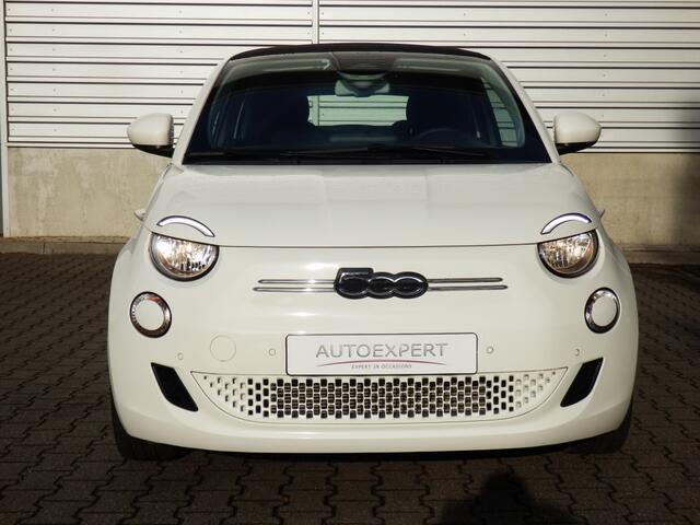 Fiat 500C Icon 42 kWh | Cabrio zwarte kap | Camera | Chroompakket | SOH 96% I