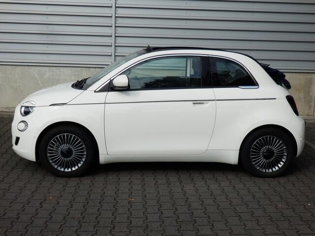 Fiat 500C Icon 42 kWh | Cabrio blauwe kap | Camera | Chroompakket | SOH 96 % I