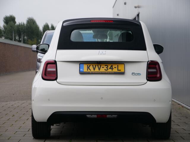 Fiat 500C Urban 42 kWh 119 Pk Automaat Apple Carplay / DAB / Camera / SOH 95,5%