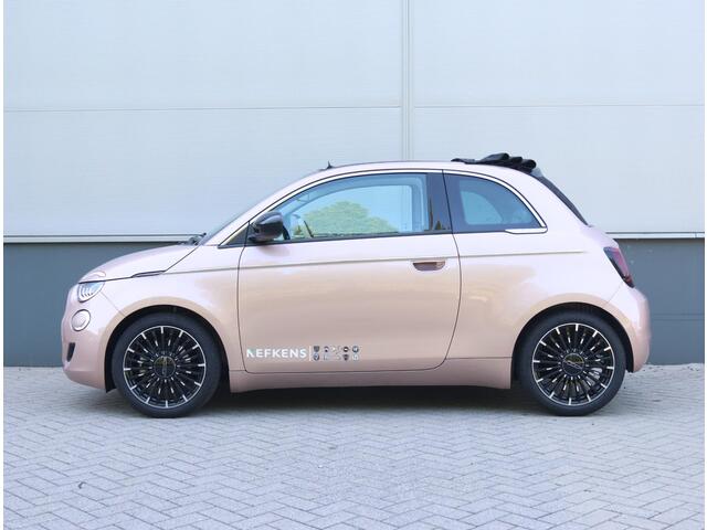 Fiat 500C 1.0 Hybrid La Prima | 8 jaar garantie | Apple Carplay/Android Auto | Navigatie | Climate Control | Camera | Verwarmde voorstoelen